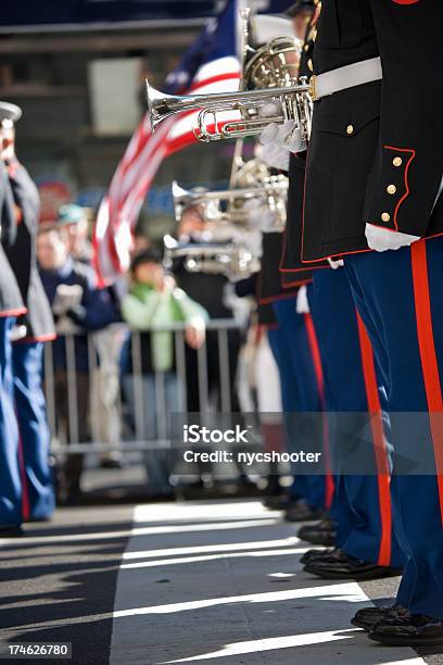 Foto de Nos Fuzileiros Banda De Fanfarramarcial e mais fotos de stock de Grupo de entretenimento - Grupo de entretenimento, Banda de Marcha, Exército Americano