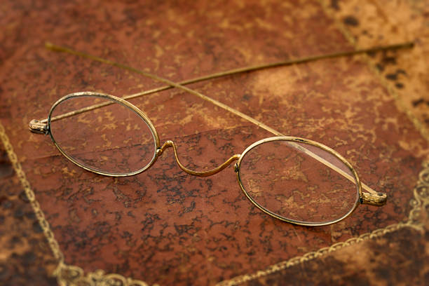 istock Old Pair of Glasses 174626854