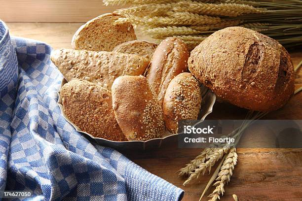 Foto de Pão Imagens Estáticas e mais fotos de stock de Pão - Pão, Alimentação Saudável, Azul