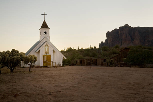 istock Desert Church at Sunrise 174627147