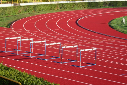 Racetrack with hurdles