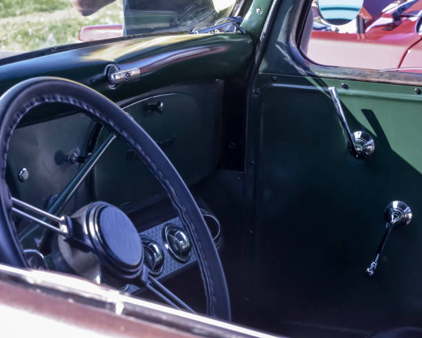 istock Vintage cars 1746378387
