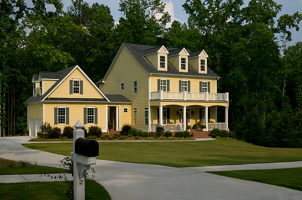 istock Suburban Home Exterior 174639624