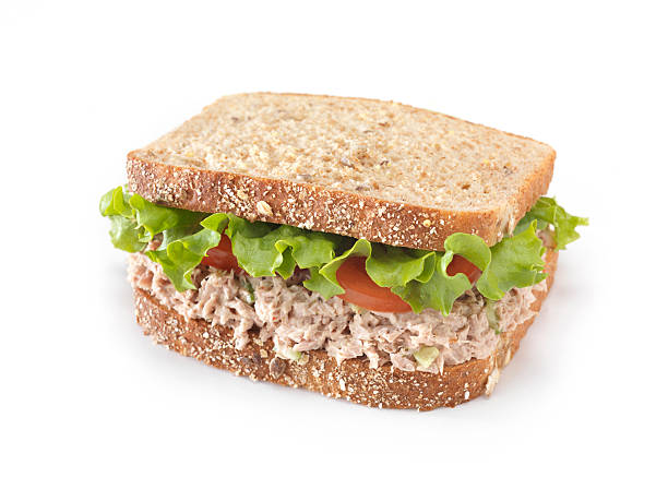マグロのサンドイッチ - tuna salad sandwich ストックフォトと画像