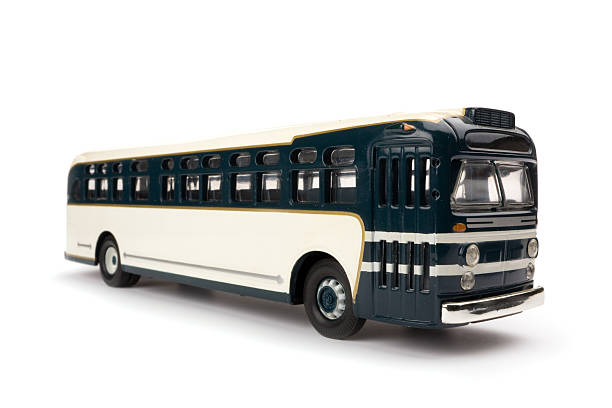 velho estilo da década de 1950 como brinquedo de ônibus greyhound - bus coach bus travel isolated - fotografias e filmes do acervo
