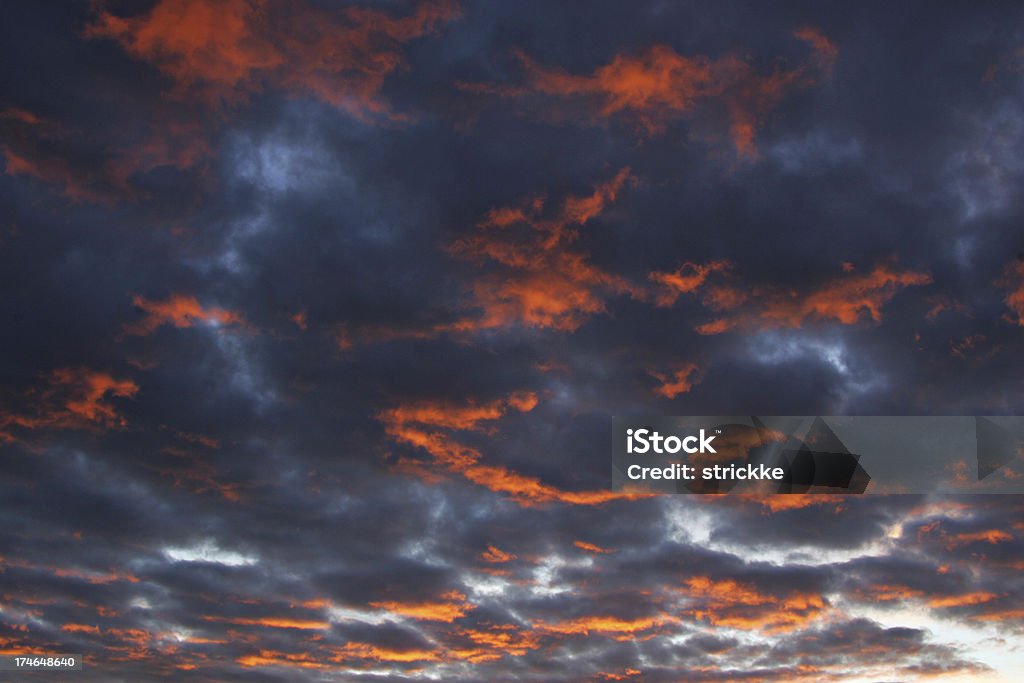 Magenta Orange atardecer - Foto de stock de Anochecer libre de derechos