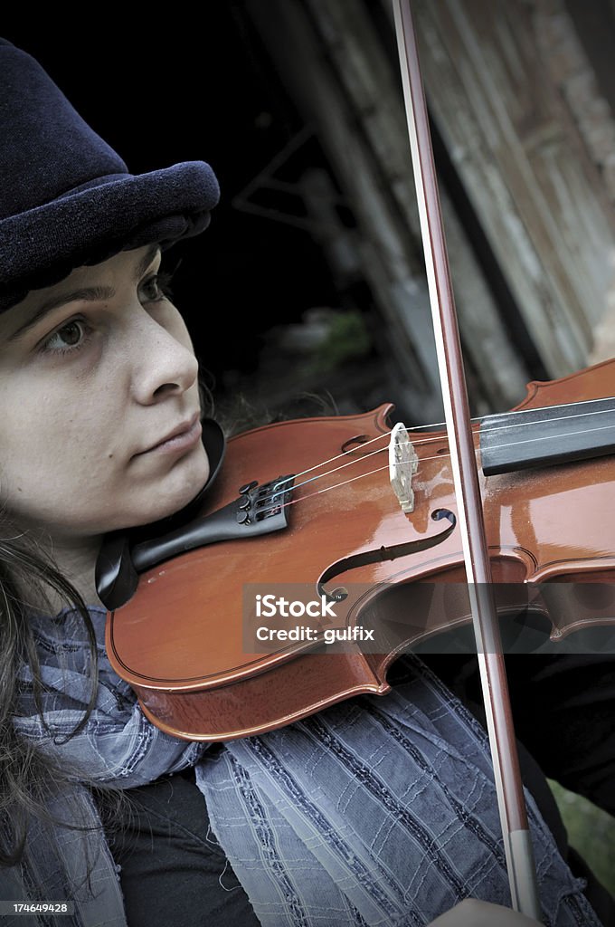 the violinist  30-39 Years Stock Photo