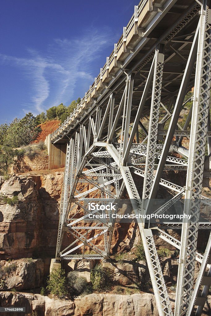 Pont Poutrelle acier Arch Canyon Road - Photo de Acier libre de droits