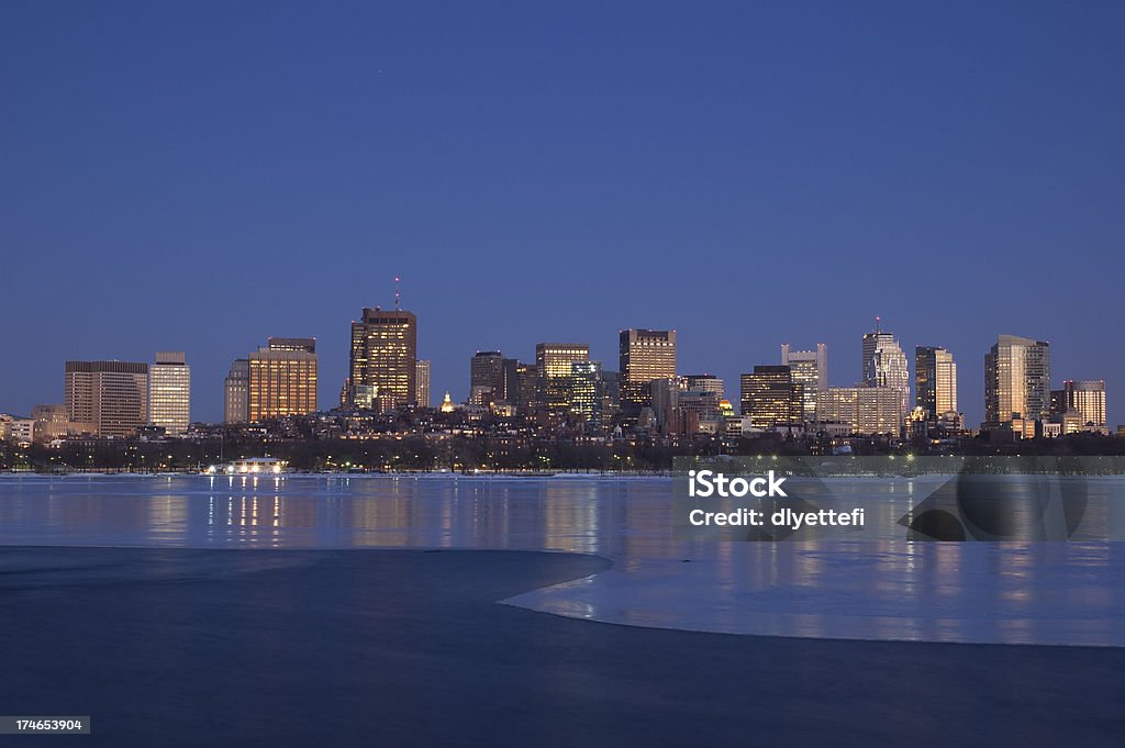 Vista panorâmica de Boston à noite - Foto de stock de Boston - Massachusetts royalty-free