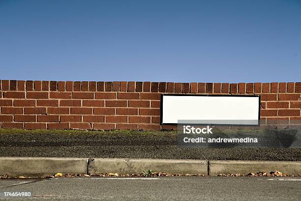 Placa Em Branco Com Espaço Para O Nome Do Seu Streetmore Abaixo - Fotografias de stock e mais imagens de Branco