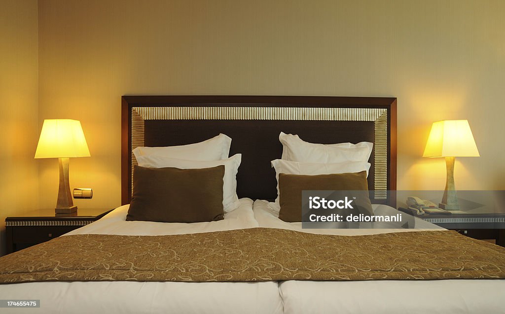 Habitación de Hotel de lujo - Foto de stock de Almohada libre de derechos