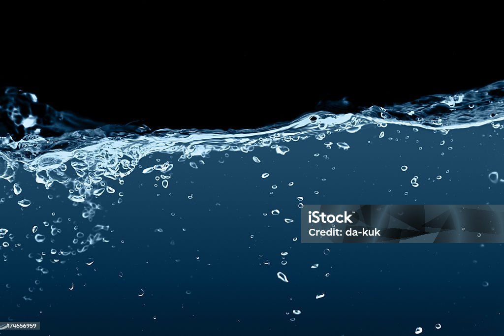 Pura água em preto - Foto de stock de Cor Preta royalty-free