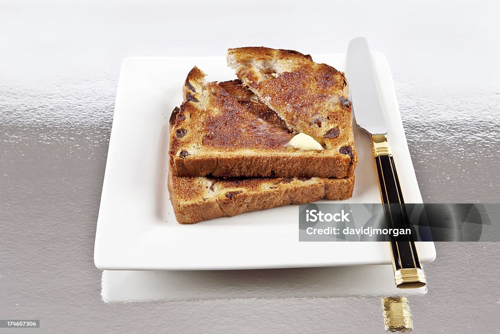 レーズンのトースト - キッチン用品のロイヤリティフリーストックフォト