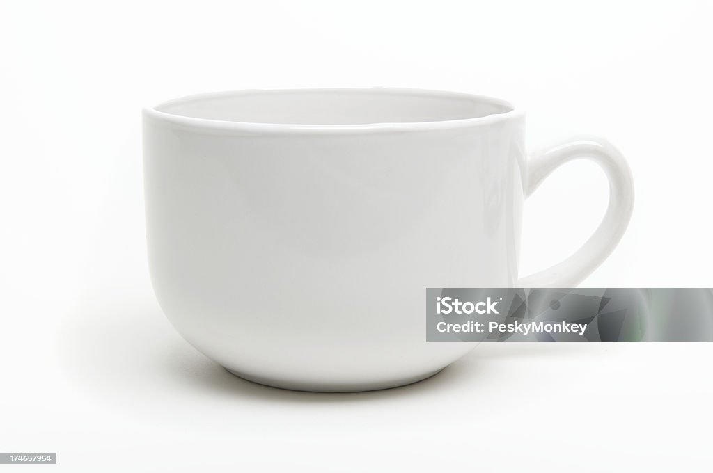 Caneca de café com sombra fundo branco - Foto de stock de Branco royalty-free