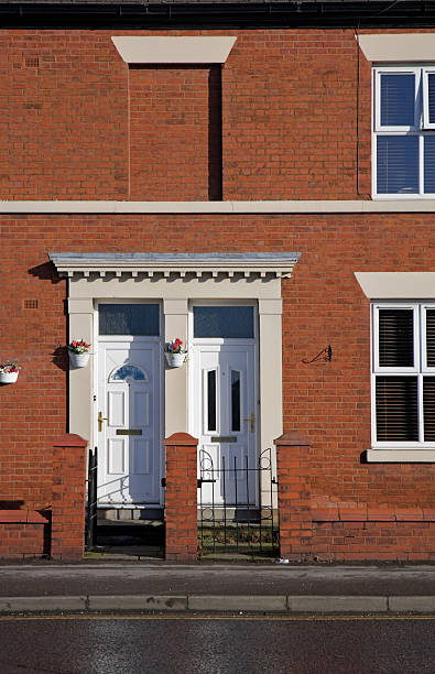istock Terraced House-Click for related images 174661263