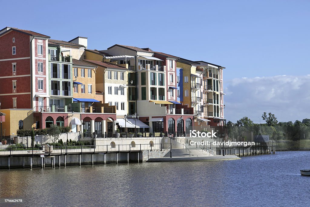 Urban carcasa apartments - Foto de stock de Aire libre libre de derechos