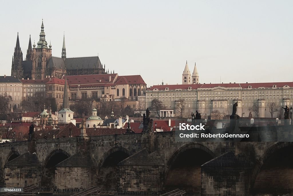 Vecchia di Praga - Foto stock royalty-free di Ambientazione esterna