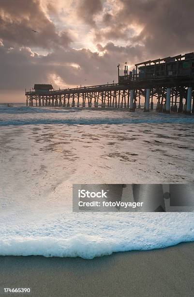 Surf Какао Бич Флорида Восход — стоковые фотографии и другие картинки Американская культура - Американская культура, Атлантический океан, Без людей