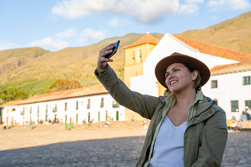 Selfie Serenity: A Young Explorer's Moment in Villa de Leyva