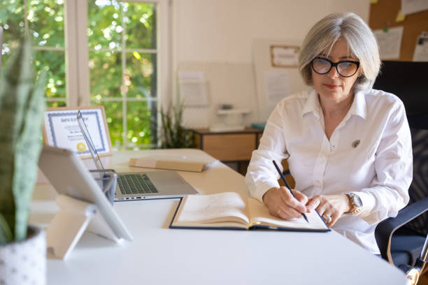 istock Businesswoman working in office 1746664726