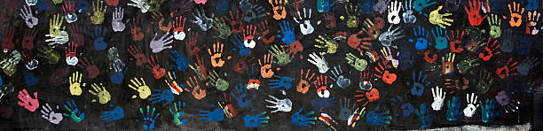 handprints colorido - child art childs drawing painted image imagens e fotografias de stock