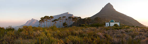 столовая гора с панорамным видом - south africa cape town panoramic the garden route стоковые фото и изображения