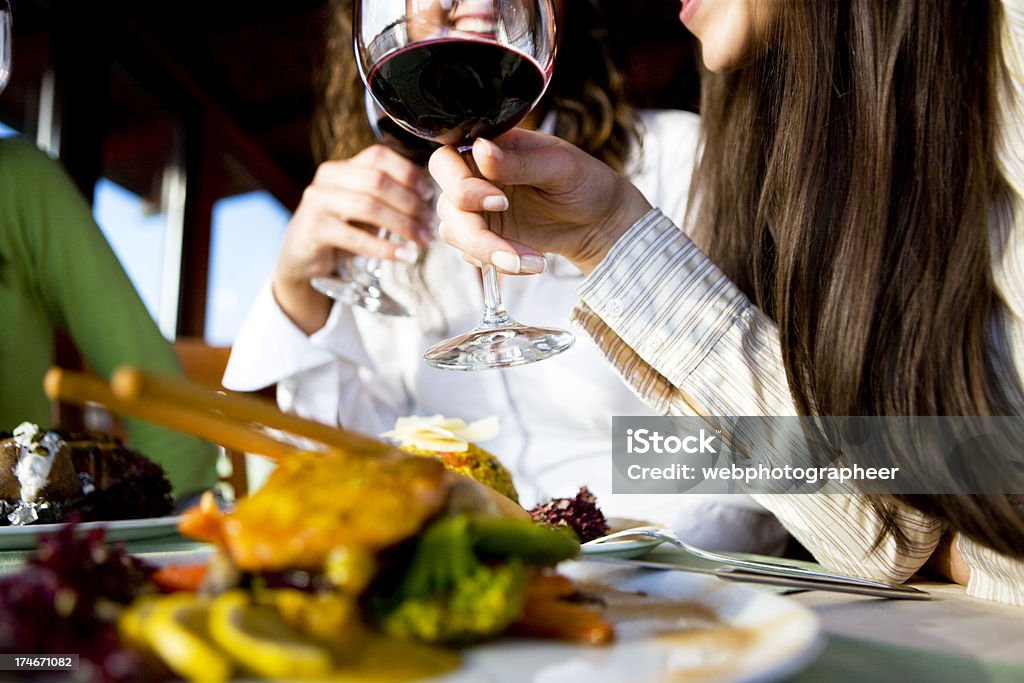 Toast de vin - Photo de Adulte libre de droits