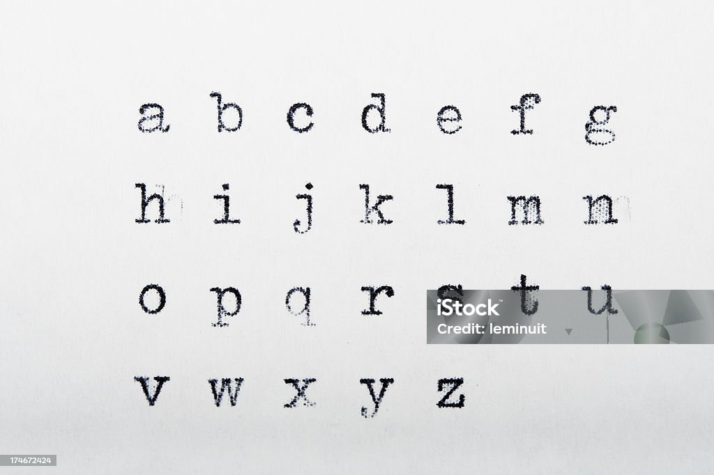 Typewritten alfabeto - Foto de stock de Máquina de escribir libre de derechos