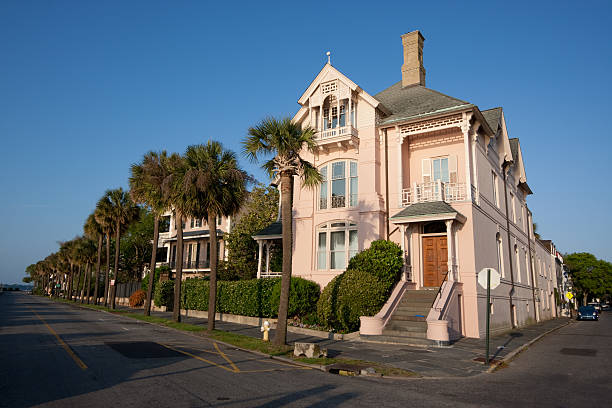 istock Charleston Luxury Houses 174672871
