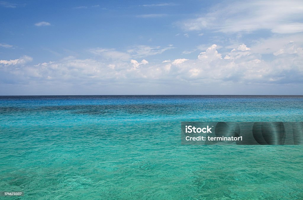 Con vista al mar - Foto de stock de Agua libre de derechos