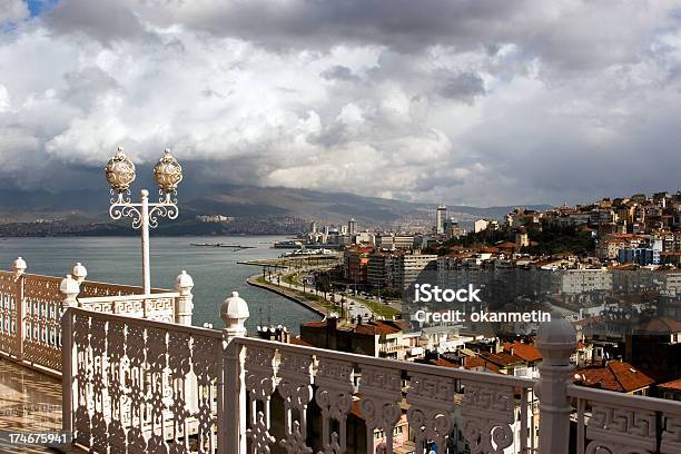 İzmir - Fotografias de stock e mais imagens de Cerca - Cerca, Cidade, Destino de Viagem