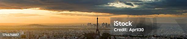 Panorama Della Torre Eiffel - Fotografie stock e altre immagini di Orizzonte urbano - Orizzonte urbano, Parigi, Arco de la Défense