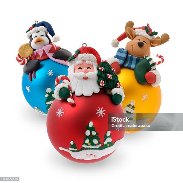 Photo libre de droit de Boules De Noël banque d'images et plus d'images libres de droit de Père Noël - Père Noël, Forme tridimensionnelle, Objet ou sujet détouré