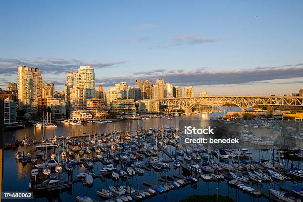 Malerische Hafen Von Vancouver Stockfoto und mehr Bilder von Außenaufnahme von Gebäuden - Außenaufnahme von Gebäuden, Britisch-Kolumbien, Brücke