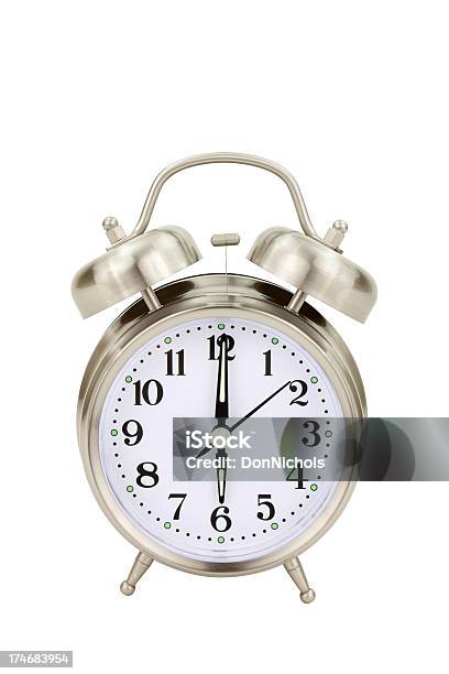 Wecker Sechs Uhr Stockfoto und mehr Bilder von 6 Uhr - 6 Uhr, Altertümlich, Chrom