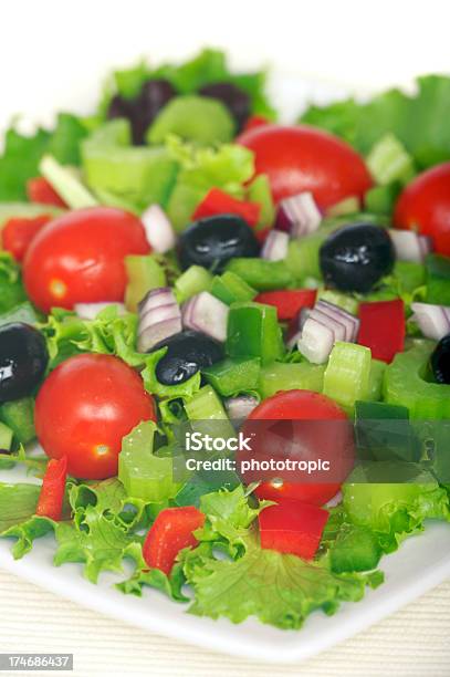Photo libre de droit de Salade Fraîche banque d'images et plus d'images libres de droit de Aliment - Aliment, Aliment cru, Aliment en portion