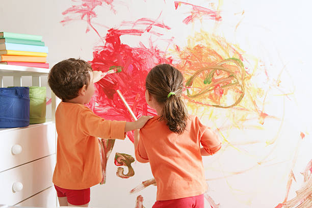 istock Painting kids 174686457