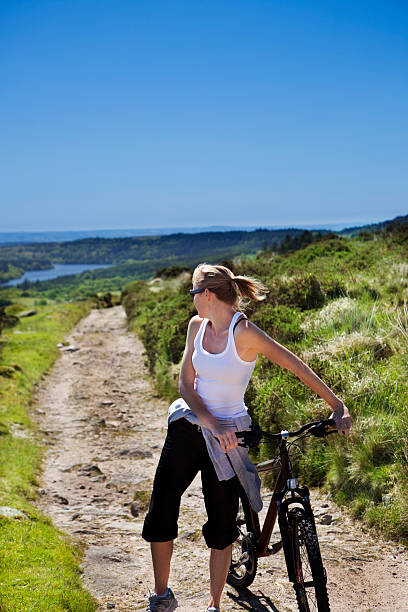 istock Cycling in the country 174686473