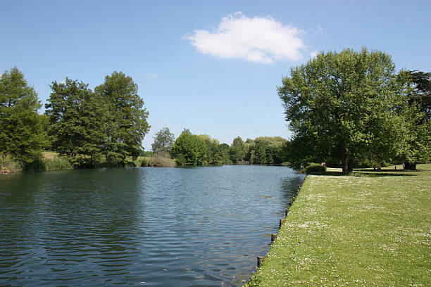 istock English park and lake 174688484