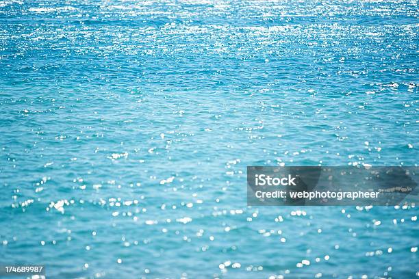 Al Mar Foto de stock y más banco de imágenes de Agua - Agua, Agua estancada, Aire libre