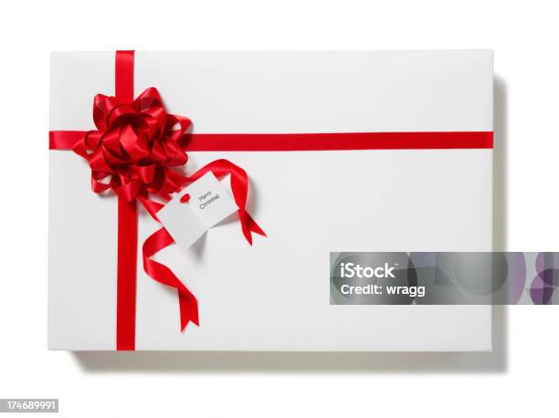 Foto de Presente De Natal E Fita e mais fotos de stock de Branco - Branco, Cartão de Presente, Comemoração - Conceito