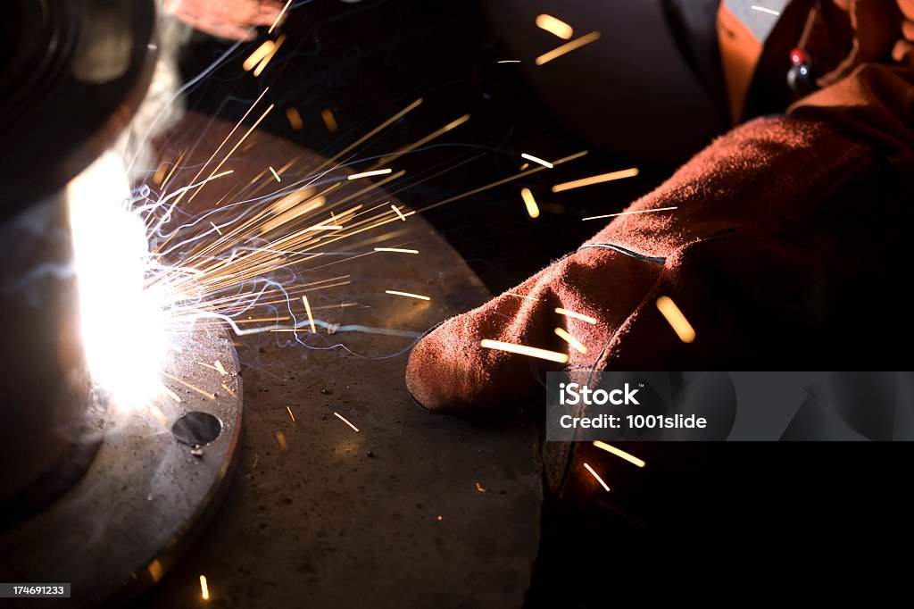 Schweißen mit Funken - Lizenzfrei Baugewerbe Stock-Foto