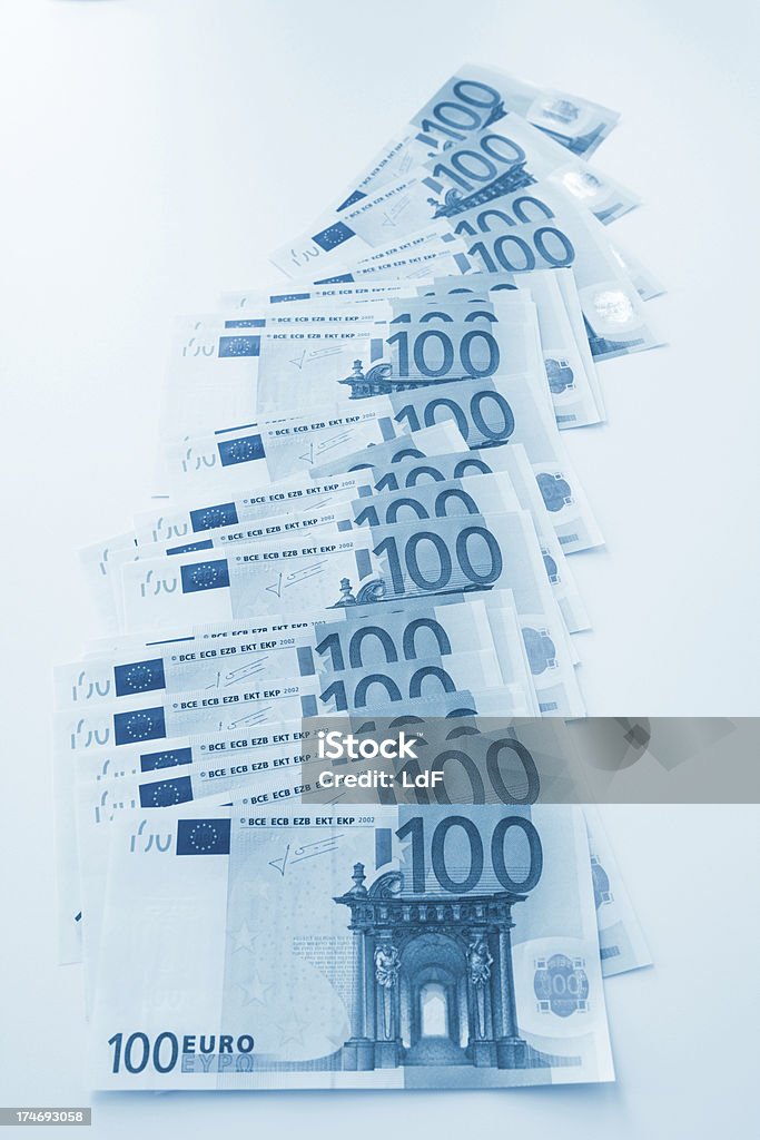 Cento banconote euro - Foto stock royalty-free di Abbondanza