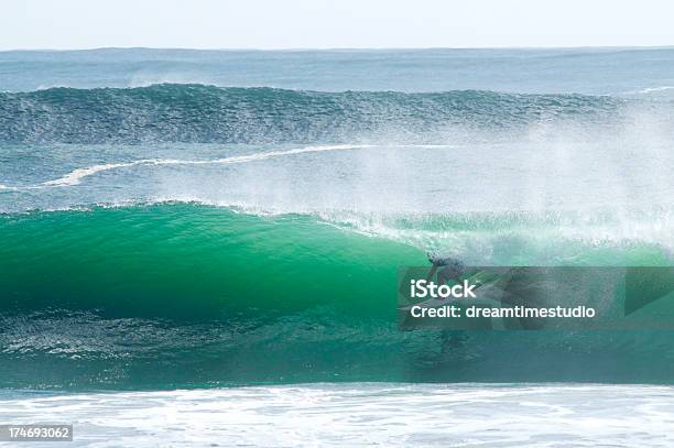 Gold Coast Tubo - Fotografias de stock e mais imagens de Austrália - Austrália, Costa Dourada - Austrália, Surf