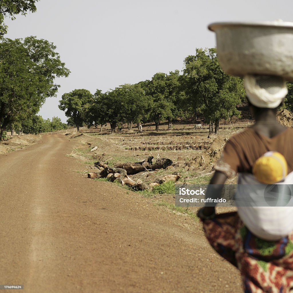 african assistenza stradale - Foto stock royalty-free di Burkina Faso