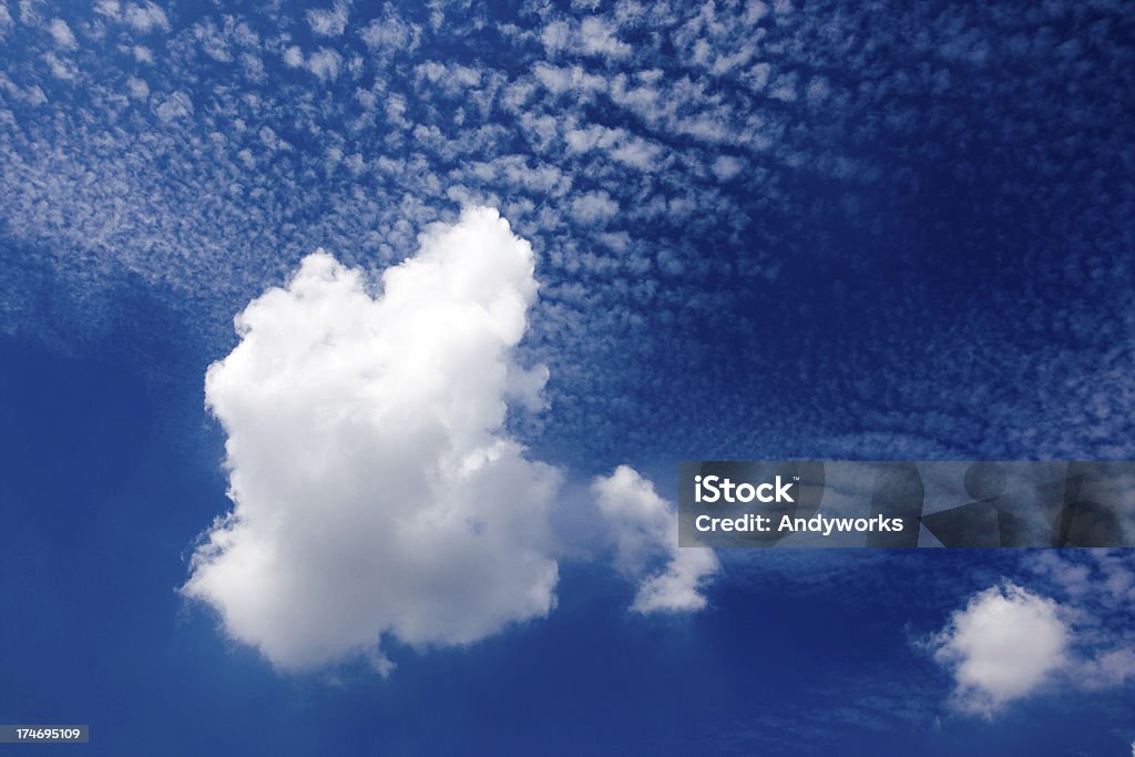 Schöne Wolkengebilde - Lizenzfrei Blau Stock-Foto