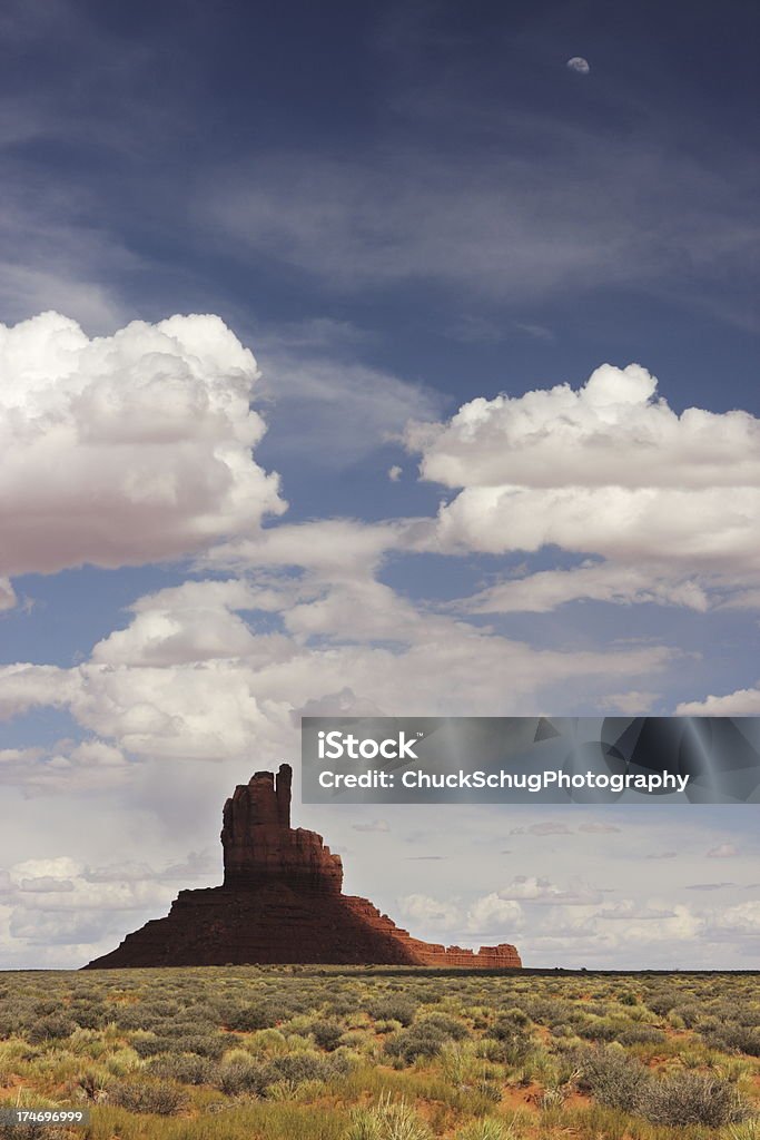 Butte Monument Valley paisaje lunar - Foto de stock de Aire libre libre de derechos