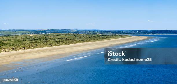 Saunton Sands Foto de stock y más banco de imágenes de Arena - Arena, Agua, Azul