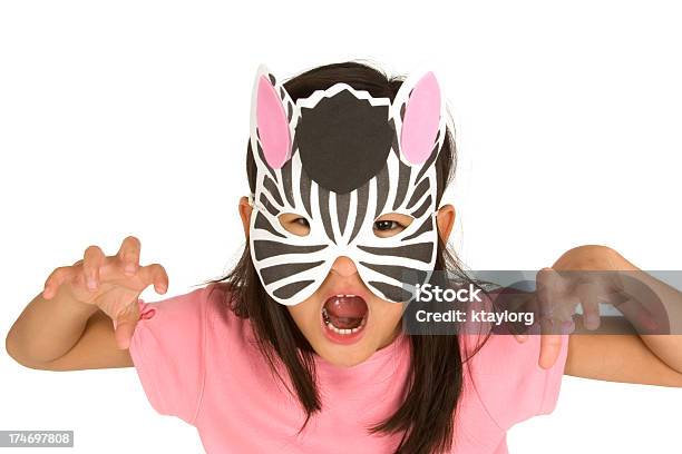 Gesto Con Máscara De Cebra Foto de stock y más banco de imágenes de 6-7 años - 6-7 años, Animal, Blanco - Color