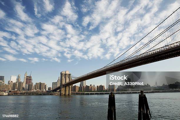 Foto de Brooklyn Bridge e mais fotos de stock de Arquitetura - Arquitetura, Brooklyn - New York, Centro da cidade